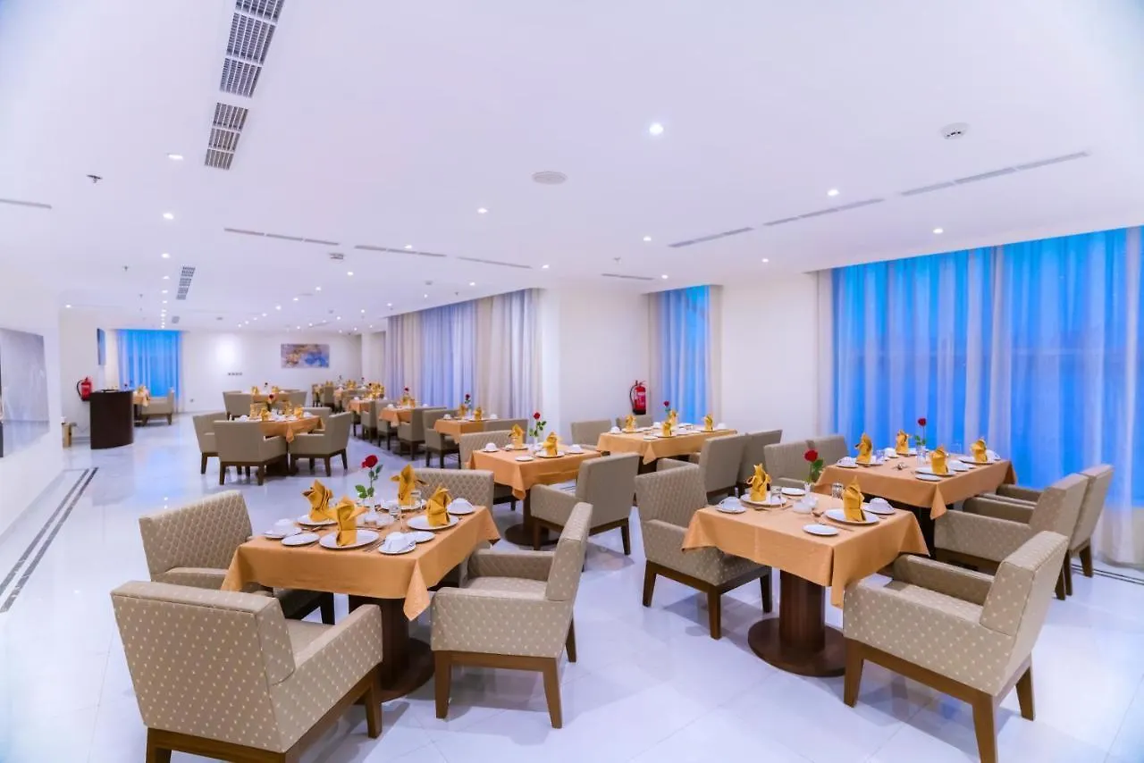 The Gate Hotel And Apartments 达曼