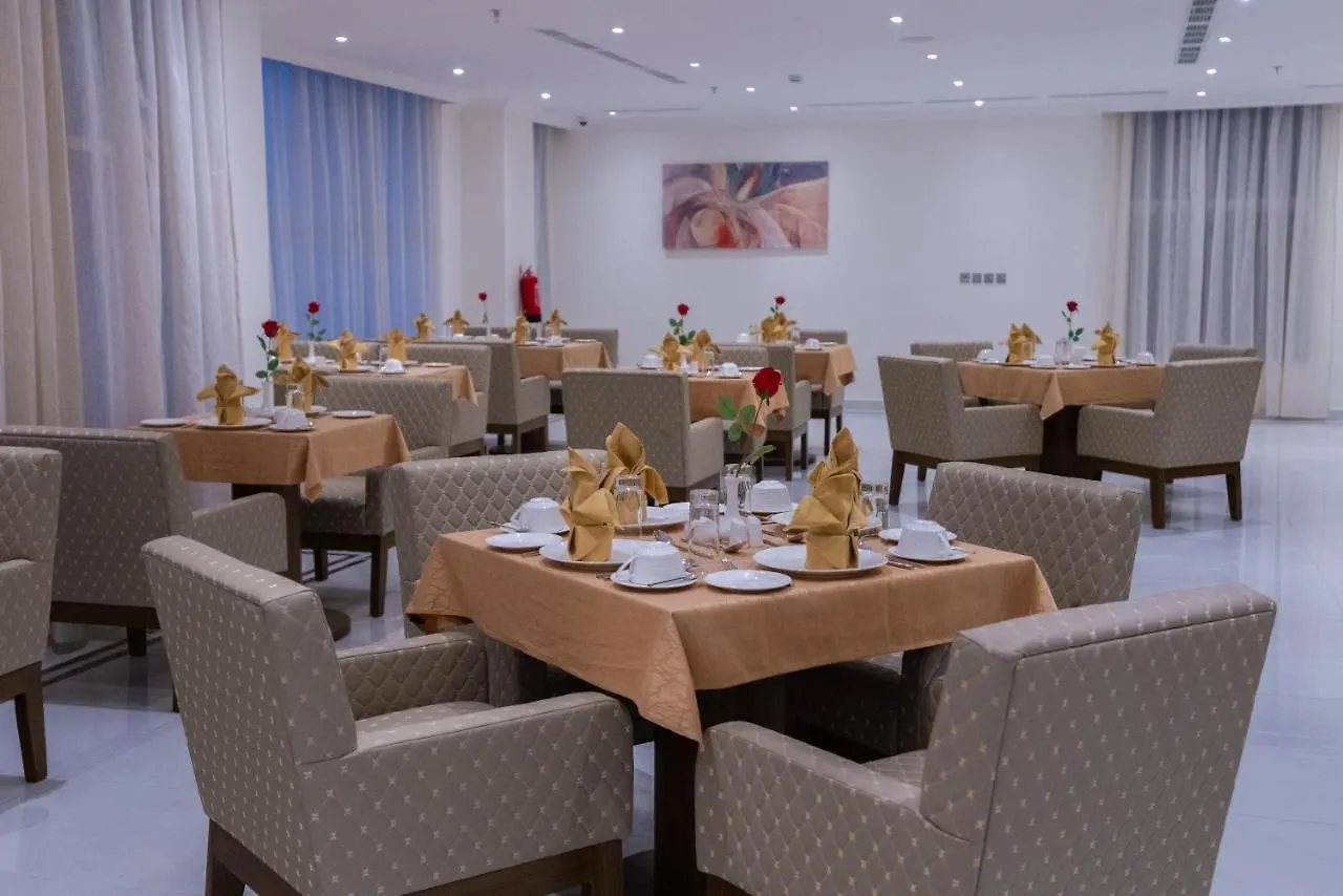 The Gate Hotel And Apartments 达曼