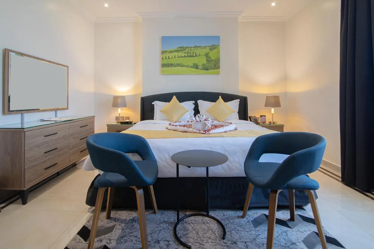 The Gate Hotel And Apartments 达曼 4*,