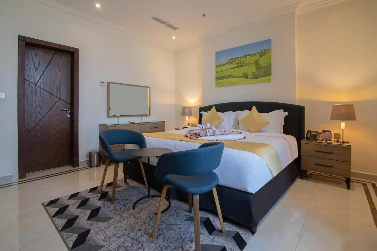 The Gate Hotel And Apartments 达曼